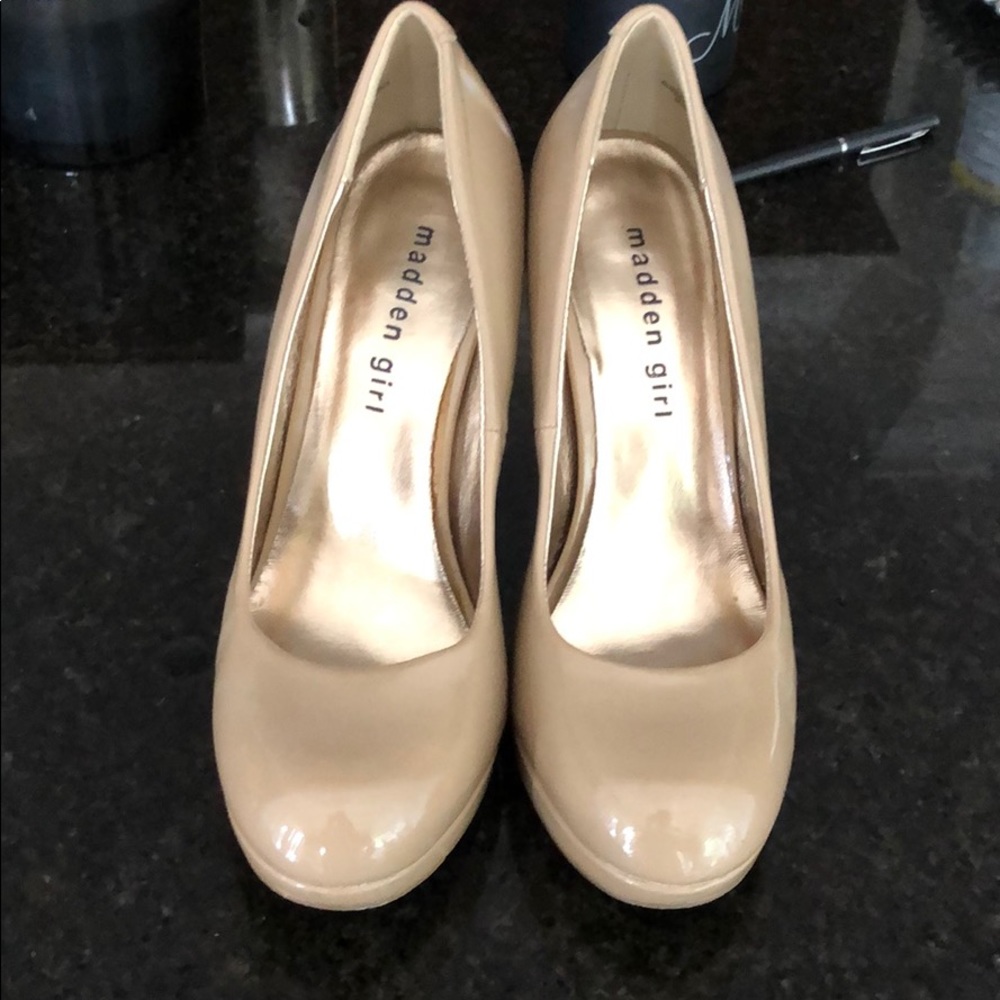 Madden Girl paren leather heels